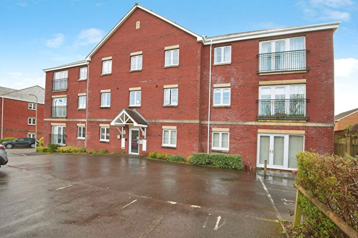 1 Bedroom Flat For Sale In Wild Field, Bridgend, CF31