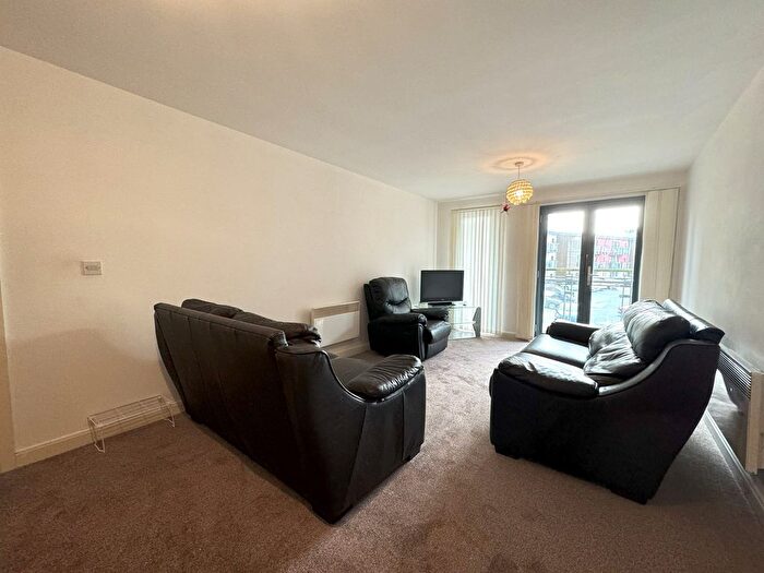 2 Bedroom Flat To Rent In St Stephens Court, Maritime Quarter, Swansea, SA1