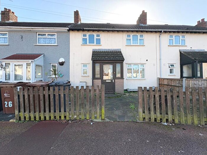 2 Bedroom Terraced House For Sale In Felton Road, Barking, IG11