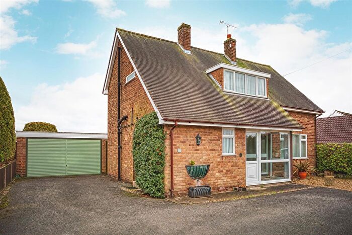 3 Bedroom Detached House For Sale In Church Road, Burton-On-Trent, Stretton, DE13