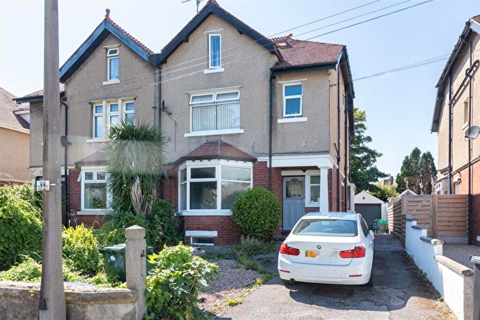 1 Bedroom Apartment For Sale In Elms Road, Morecambe, LA4