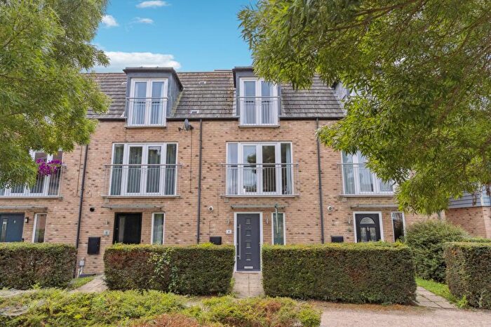 3 Bedroom Town House For Sale In Gatekeeper Walk, Little Paxton, St Neots, PE19