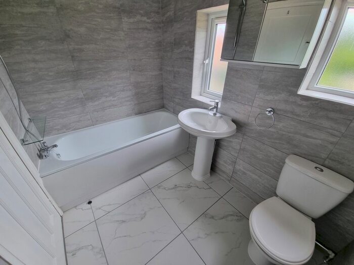 3 Bedroom Property To Rent In Old Road, Clacton-On-Sea, CO15