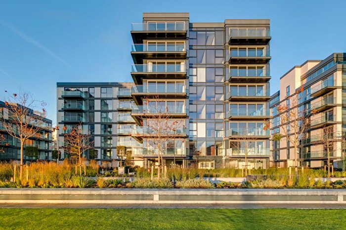 1 Bedroom Flat For Sale In Water Gardens, Chelsea Waterfront, Waterfront Drive, London, SW10