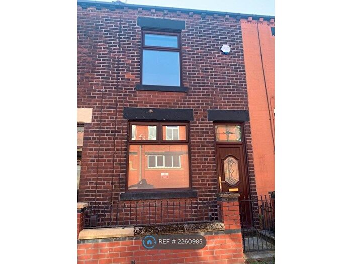 2 Bedroom Terraced House To Rent In Thorne Street, Farnworth, Bolton, BL4