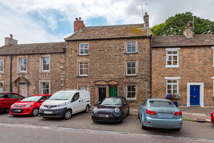 2 Bedroom Terraced House For Sale In Newgate, Barnard Castle, DL12