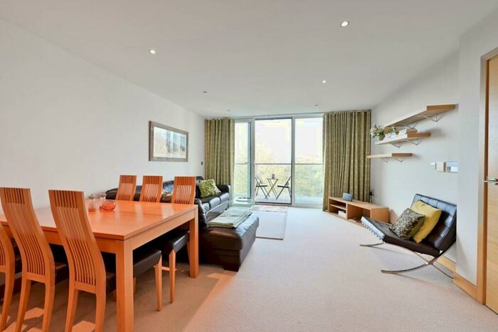 2 Bedroom Flat To Rent In Chelsea Bridge Wharf, Battersea Park, London, SW11