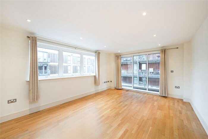 2 Bedroom Flat For Sale In Long Lane, Borough, SE1