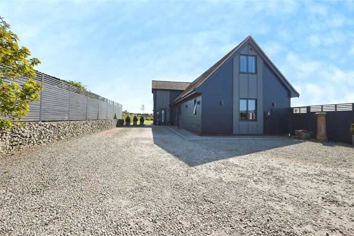 3 Bedroom Barn Conversion For Sale In Mansell Lane, Selsted, Dover, Kent, CT15
