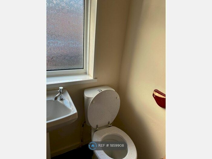 2 Bedroom Terraced House To Rent In Albert Street, Chester Le Street, DH2