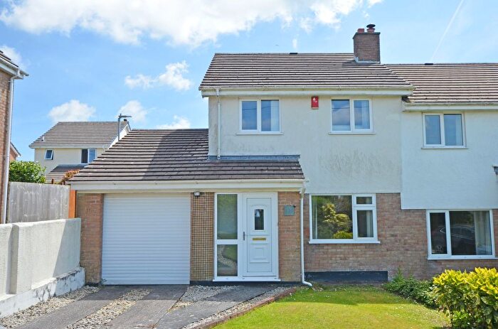 3 Bedroom Semi-Detached House For Sale In Eglos Road, Shortlanesend, TR4