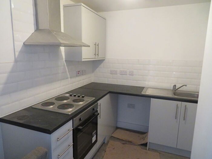 2 Bedroom Flat To Rent In Excelsior Terrace, Littleborough, OL15