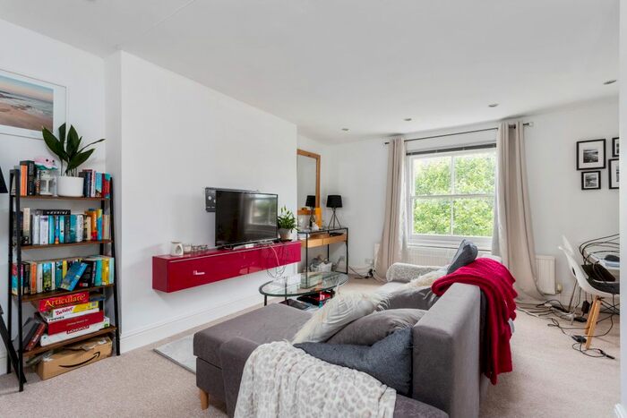 2 Bedroom Flat To Rent In Philbeach Gardens, London, SW5