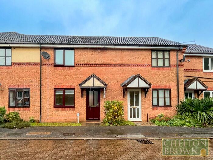 2 Bedroom House To Rent In Stanley Way, Daventry, Northants, NN11