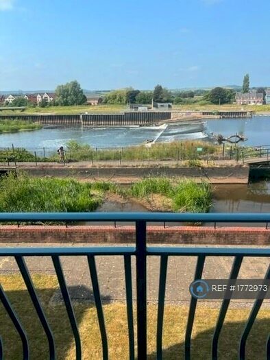 3 Bedroom Maisonette To Rent In Pitts Court, Exeter, EX2