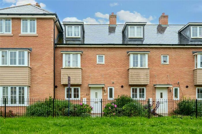 3 Bedroom Terraced House For Sale In Lawes Walk, Minchin Road, Romsey, Hampshire, SO51