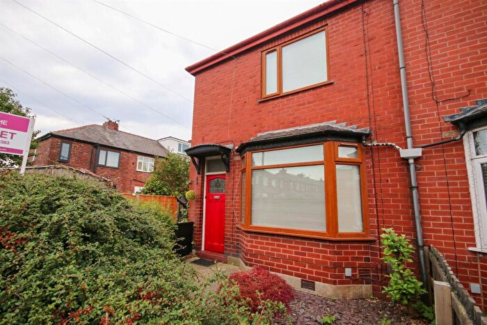 2 Bedroom Semi Detached House To Rent In Brookdale Avenue, Audenshaw, M34