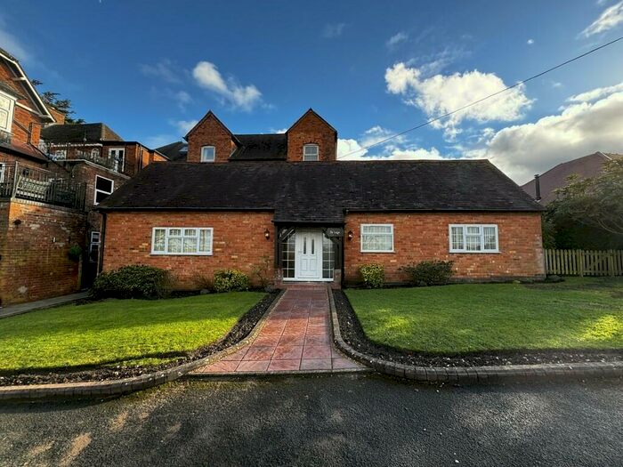 2 Bedroom Detached Bungalow To Rent In Glasshouse Lane, Lapworth, Solihull, B94
