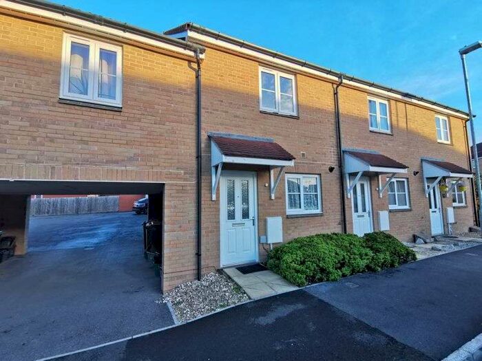 2 Bedroom Property To Rent In Channi Drive, Bridgwater, TA6