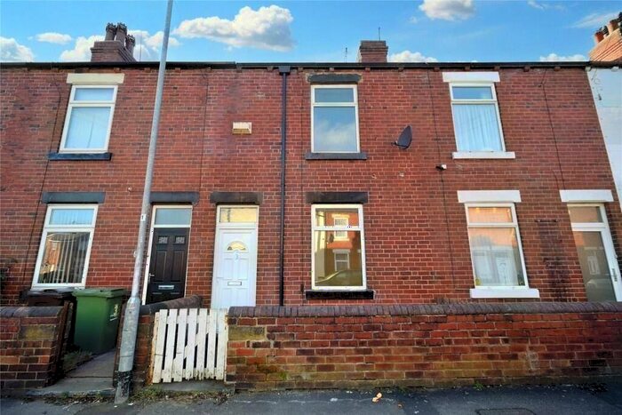 2 Bedroom Terraced House To Rent In Oakenshaw Street, Wakefield, WF1