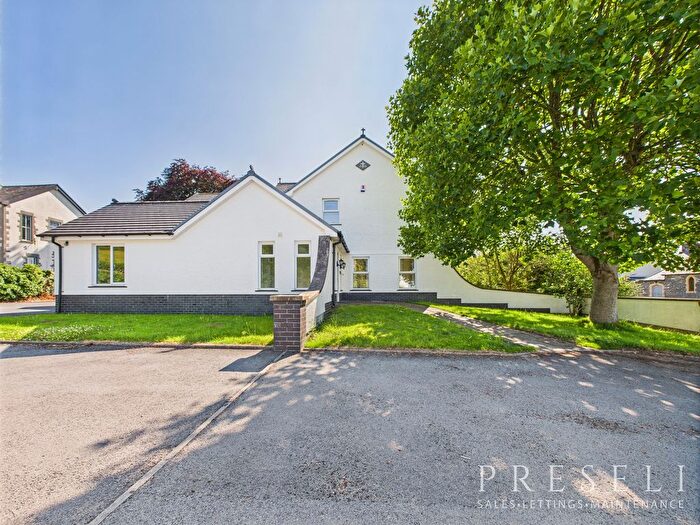 5 Bedroom Detached House To Rent In Cwmann, Lampeter, SA48