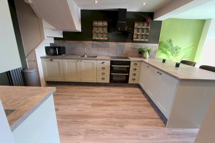 2 Bedroom Flat To Rent In 331a Baslow Road, Sheffield, S17