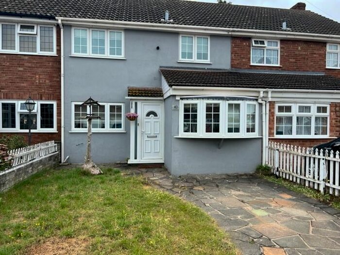 3 Bedroom Terraced House To Rent In Cardinal Way, Rainham, RM13