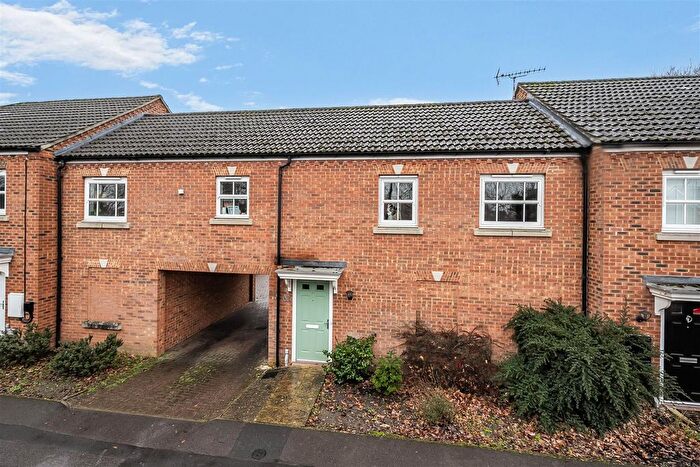 2 Bedroom Maisonette For Sale In Dowles Green, Wokingham, Berkshire, RG40