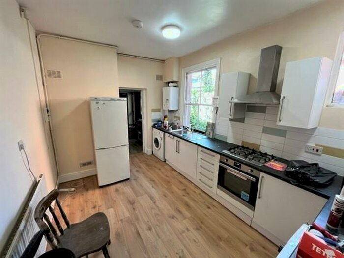 5 Bedroom Terraced House To Rent In Bournbrook Road, Selly Oak, Birmingham, B29