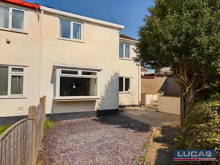 3 Bedroom Semi-Detached House To Rent In Stad Ty Croes, Llanfairpwllgwyngyll, LL61