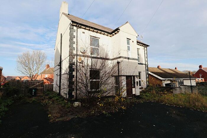 3 Bedroom Detached House For Sale In Park Street, Wrexham, LL11