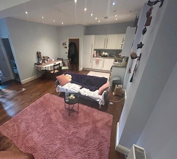 2 Bedroom Flat To Rent In , SE16