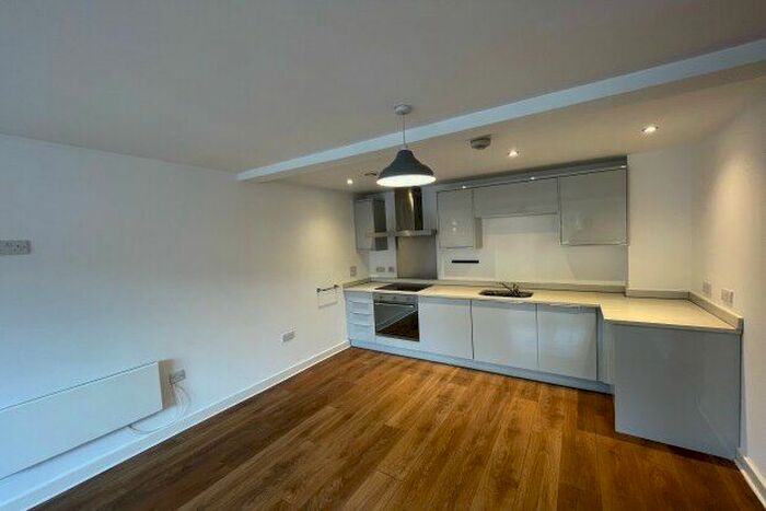 2 Bedroom Flat To Rent In St. Giles Court, Wrecsam, LL13