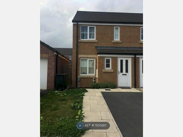 2 Bedroom Semi-Detached House To Rent In Scatcherd Drive, Morley, Leeds, LS27