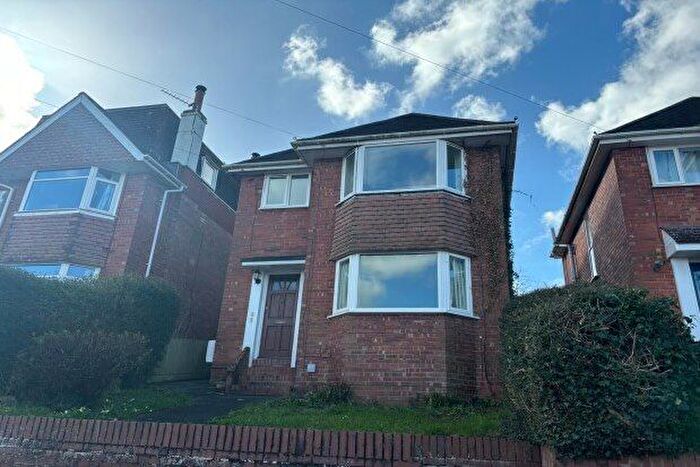 3 Bedroom Detached House To Rent In Cowick Hill, Exeter, EX2