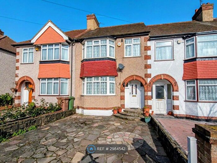 3 Bedroom Terraced House To Rent In Connaught Road, Sutton, SM1