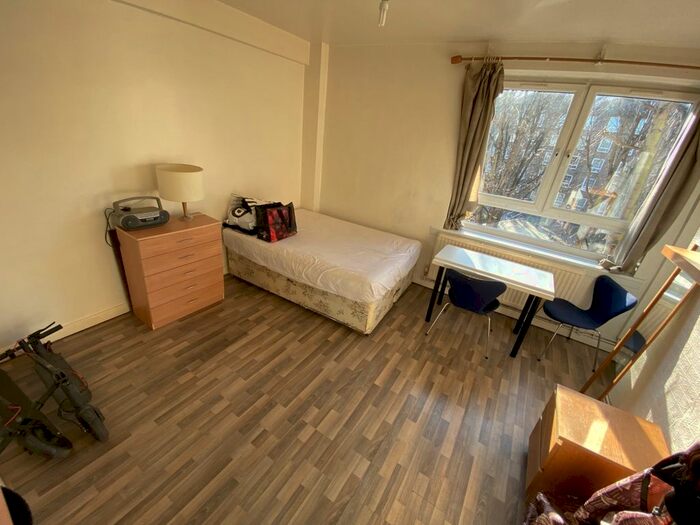 2 Bedroom Flat To Rent In Elim Estate, Weston Street, London, SE1