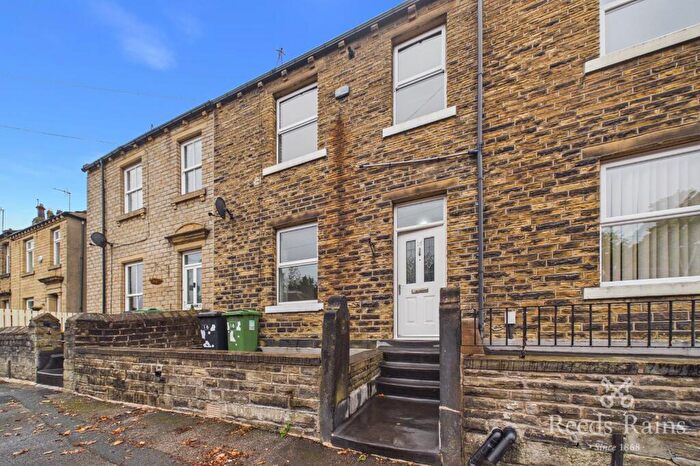 2 Bedroom Terraced House To Rent In School Lane, Berry Brow, Huddersfield, West Yorkshire, HD4