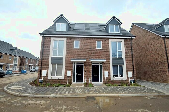 4 Bedroom Semi-Detached House To Rent In Masterman Place, Uxbridge, Middlesex, UB10