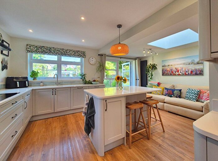 3 Bedroom Semi-Detached House To Rent In Norbury Road, Ipswich, IP4