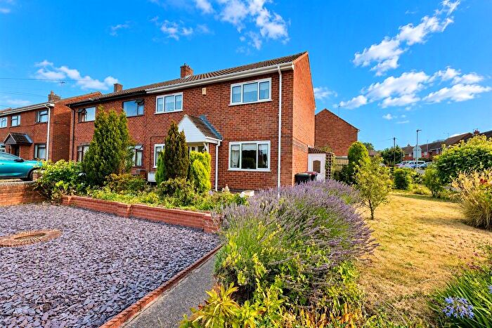 3 Bedroom Semi-Detached House For Sale In St. Georges Road, Atherstone, Warwickshire, CV9