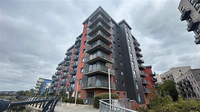 2 Bedroom Flat For Sale In Spring Place, Barking, IG11