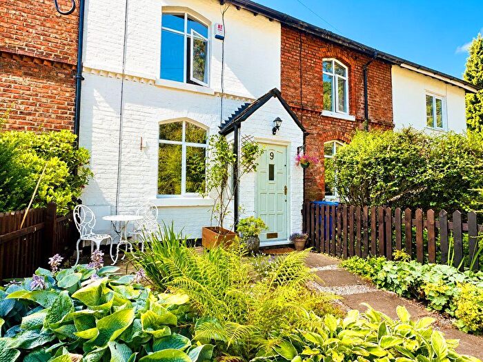 2 Bedroom Terraced House For Sale In Vale Road, Stockport, SK6