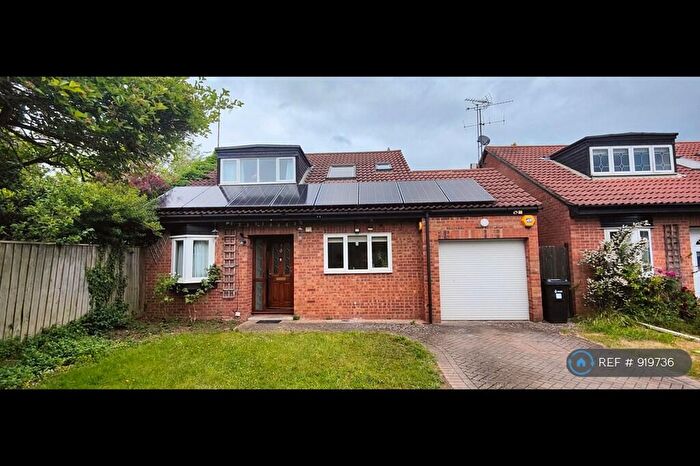 3 Bedroom Detached House To Rent In Hengrave Close, Lower Earley, Reading, RG6
