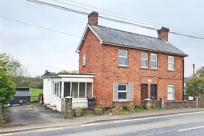2 Bedroom Semi-Detached House For Sale In Talbot Place, Gwystre, Llandrindod Wells, LD1