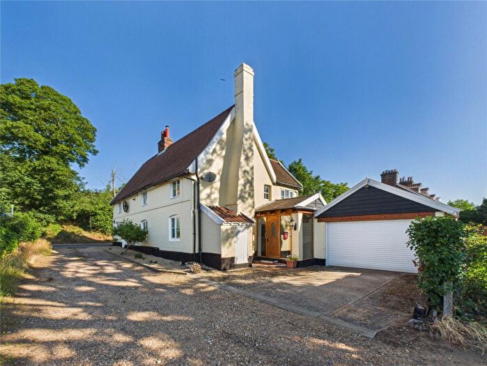 4 Bedroom Detached House For Sale In Melton Hill, Woodbridge, Suffolk, IP12