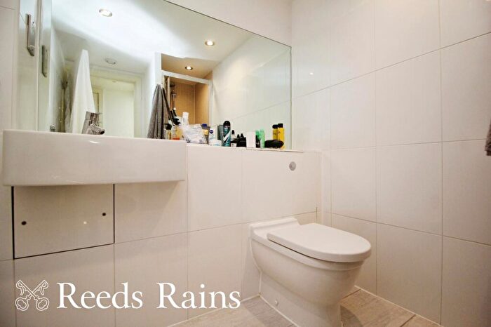 1 Bedroom Apartment For Sale In Sir Thomas Street, Liverpool, L1