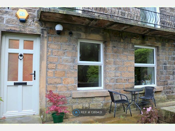 2 Bedroom Flat To Rent In Mount Pleasant, Ilkley, LS29