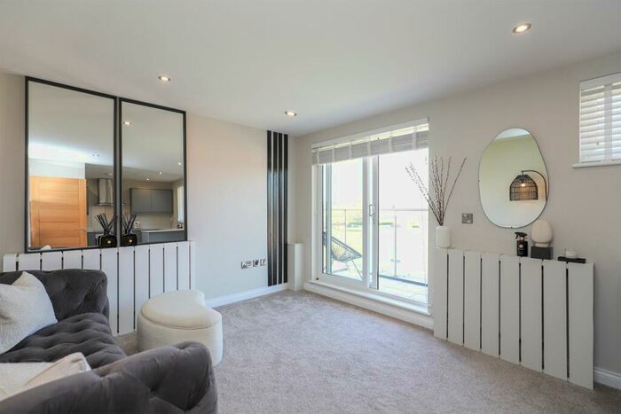2 Bedroom Apartment For Sale In Staveley Road, Poolsbrook, S43