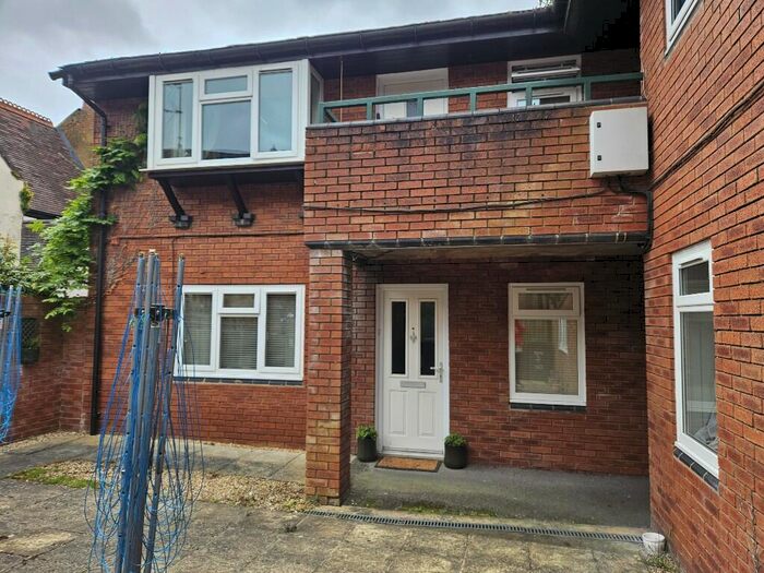 1 Bedroom Apartment To Rent In The Cutchel, Lutterworth, Leicestershire, - For People Aged +, LE17